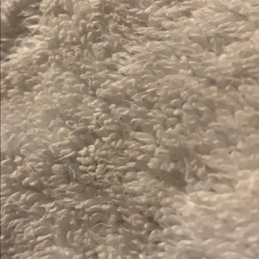 Meet your Posher, Victoria